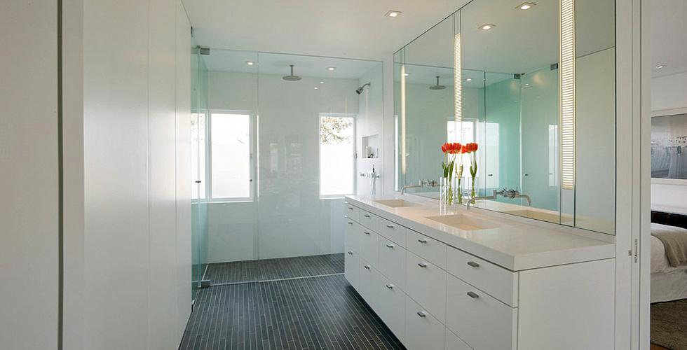 Modern White Bathroom - Glass enclosed shower