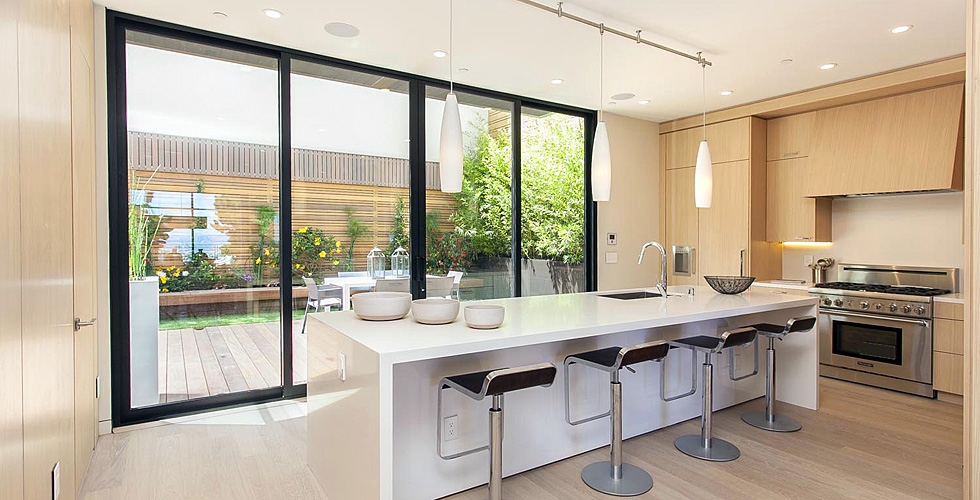 Contemporary Kitchen